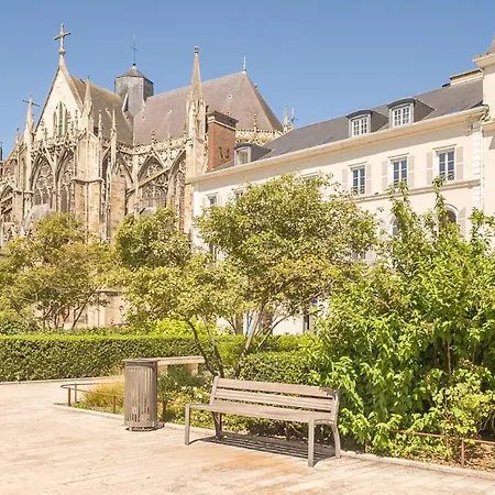 Apartman Le Logis Du Cardinal - Lit King Size - Hypercentre *